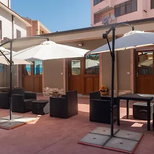 casa-manca.hotelsalgherosardinia.com/