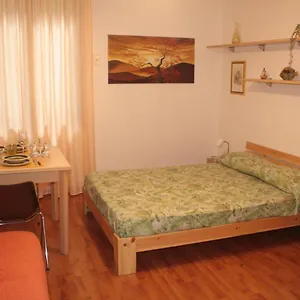 nice-apartment-in-taormina.taorminaitalyhotels.com/