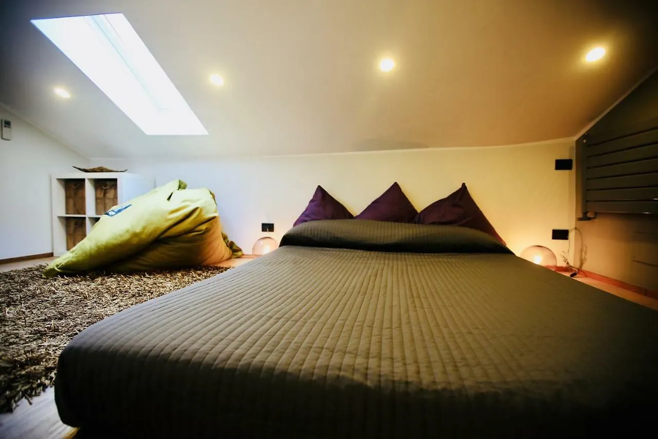 Apartment Ferienwohnung G.A.P. Genova Aquarium Pentahouse